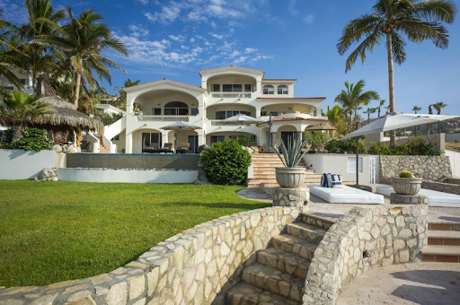 best-beachfront-villas-iv